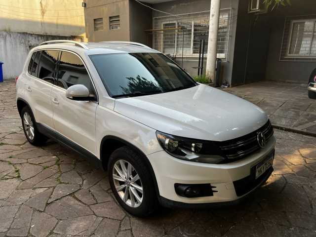 LEILÃO DE ITENS DE VESTUÁRIO – ROUPAS DIVERSOS TAMANHOS – VW TIGUAN 13/13